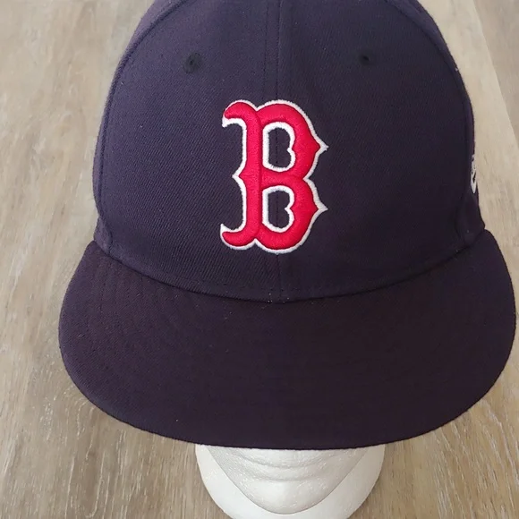 New Era 59Fifty On Field MLB Boston Red Sox Fitted Cap Hat Navy Blue Size 7 - Picture 2 of 9